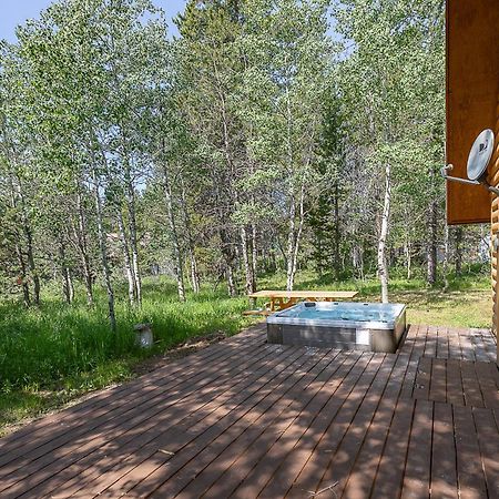Remington Reload By Kabino Hot Tub Firepit Roku Big Yard Driveway Grill Wifi Trails Island Park Luaran gambar