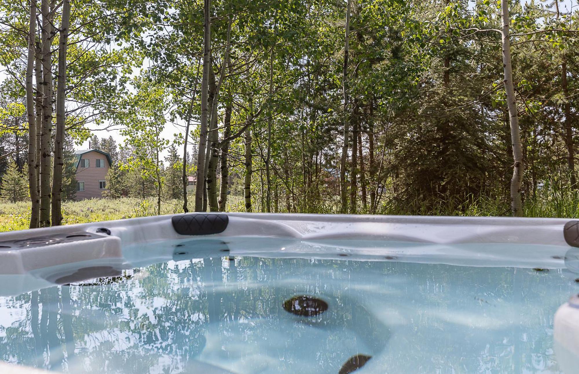 Remington Reload By Kabino Hot Tub Firepit Roku Big Yard Driveway Grill Wifi Trails Island Park Luaran gambar
