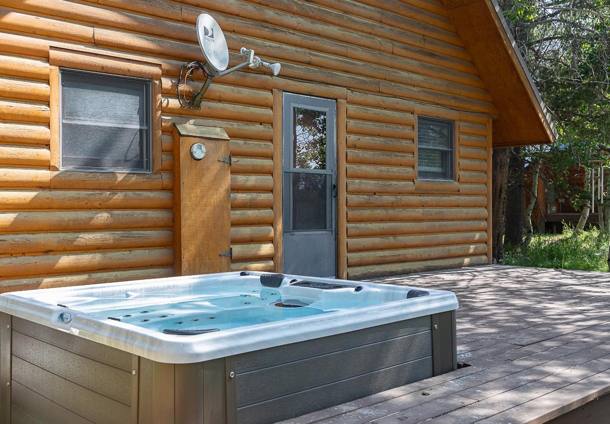 Remington Reload By Kabino Hot Tub Firepit Roku Big Yard Driveway Grill Wifi Trails Island Park Luaran gambar